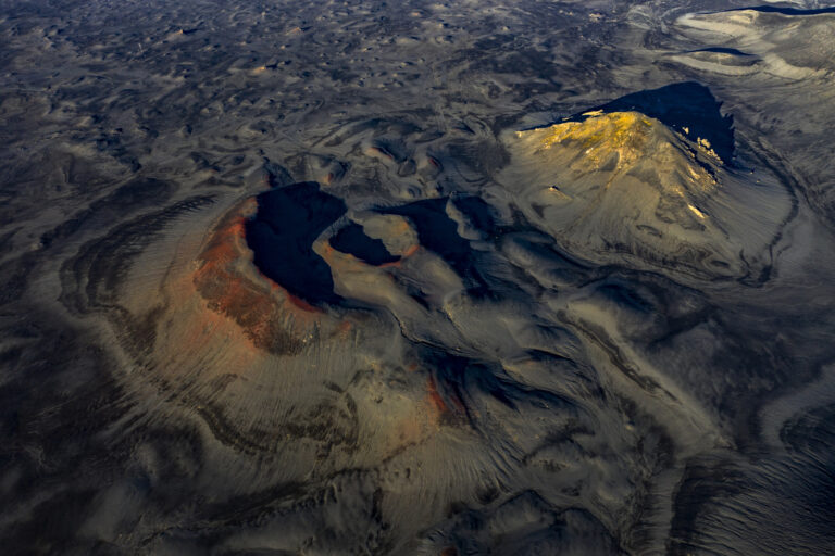 László Simán - volcanoes